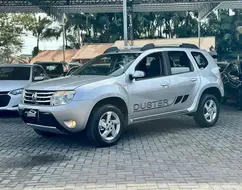RENAULT DUSTER 1.6 4X2 16V FLEX 4P MANUAL RENAULT DUSTER 1.6 4X2 16V FLEX 4P MANUAL