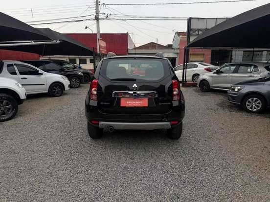RENAULT-DUSTER-2014