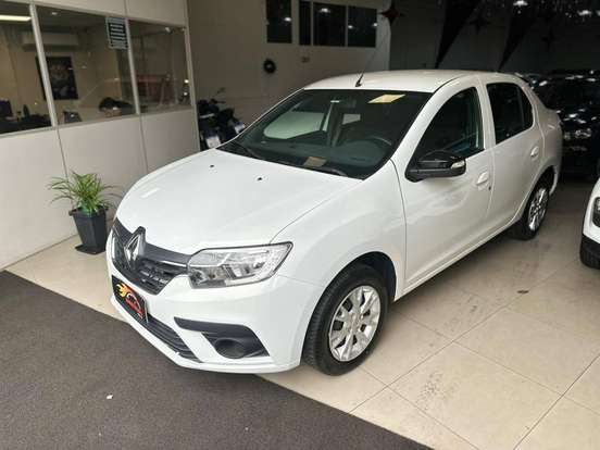 RENAULT-LOGAN-2024