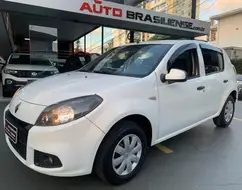 RENAULT SANDERO 1.0 EXPRESSION 16V FLEX 4P MANUAL RENAULT SANDERO 1.0 EXPRESSION 16V FLEX 4P MANUAL