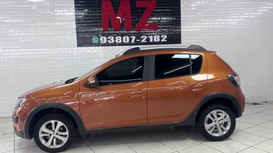 RENAULT SANDERO 1.6 STEPWAY 8V FLEX 4P AUTOMATIZADO