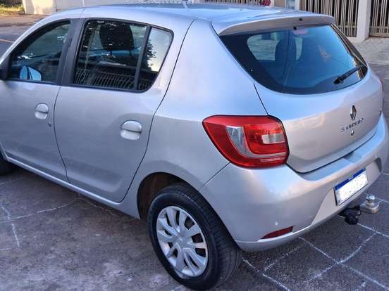 RENAULT-SANDERO-1.6 EXPRESSION 8V FLEX 4P AUTOMATIZADO RENAULT-SANDERO-2015
