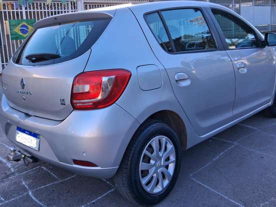 RENAULT-SANDERO-1.6 EXPRESSION 8V FLEX 4P AUTOMATIZADO RENAULT-SANDERO-2015