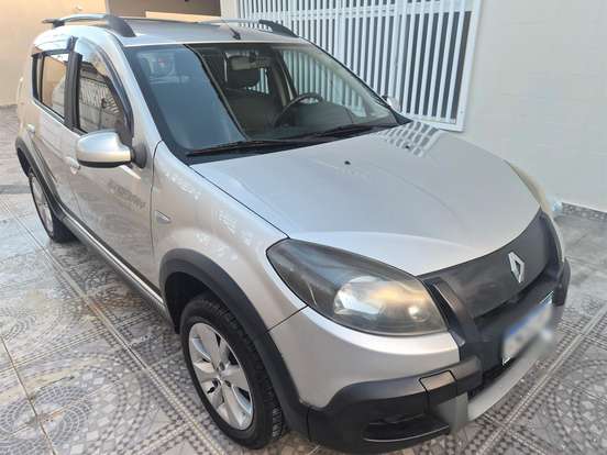 RENAULT-SANDERO-1.6 STEPWAY 8V FLEX 4P MANUAL RENAULT-SANDERO-2013