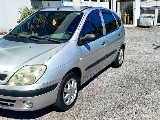 RENAULT-SCÉNIC-1.6 AUTHENTIQUE 16V FLEX 4P MANUAL RENAULT-SCÉNIC-2010