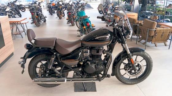 ROYAL ENFIELD METEOR 350 SUPERNOVA 