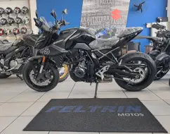 SUZUKI GSX-8S SUZUKI GSX-8S