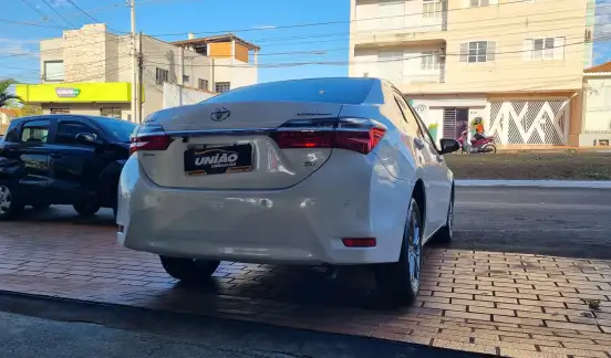 TOYOTA-COROLLA-2017