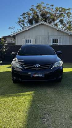 TOYOTA-COROLLA-2012