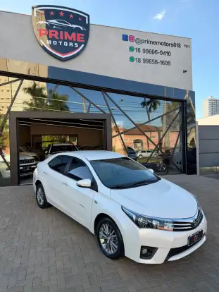 TOYOTA-COROLLA-2015