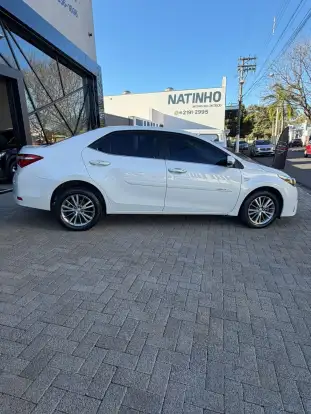 TOYOTA-COROLLA-2015