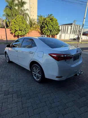TOYOTA-COROLLA-2015