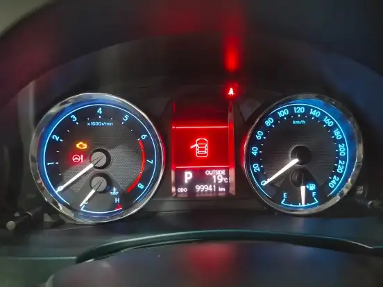 TOYOTA-COROLLA-2016