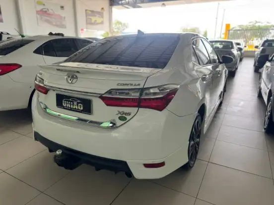 TOYOTA-COROLLA-2017
