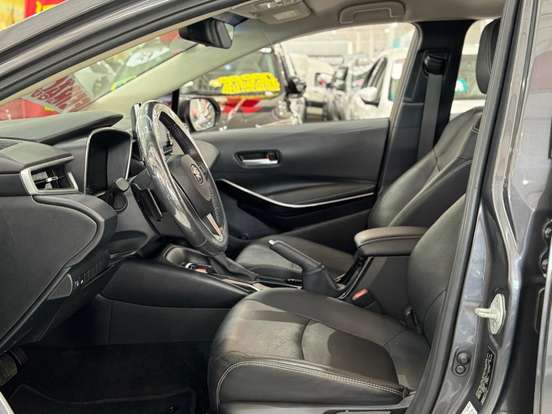 TOYOTA-COROLLA-2023