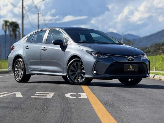 TOYOTA-COROLLA-2021