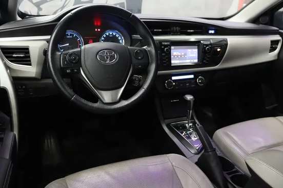 TOYOTA-COROLLA-2016