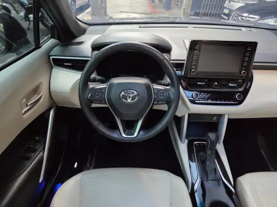 TOYOTA-COROLLA CROSS-2021