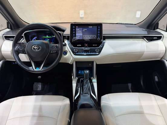 TOYOTA-COROLLA CROSS-2021