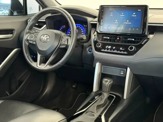 TOYOTA-COROLLA CROSS-2.0 VVT-IE FLEX XRE DIRECT SHIFT TOYOTA-COROLLA CROSS-2024