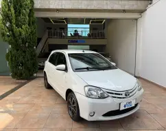TOYOTA ETIOS 1.5 XS 16V FLEX 4P AUTOMÁTICO TOYOTA ETIOS 1.5 XS 16V FLEX 4P AUTOMÁTICO