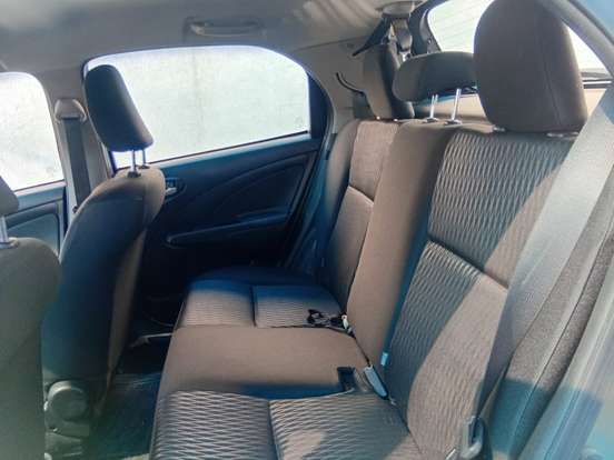 TOYOTA-ETIOS-2018