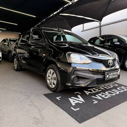 TOYOTA ETIOS 1.5 X PLUS SEDAN 16V FLEX 4P AUTOMÁTICO