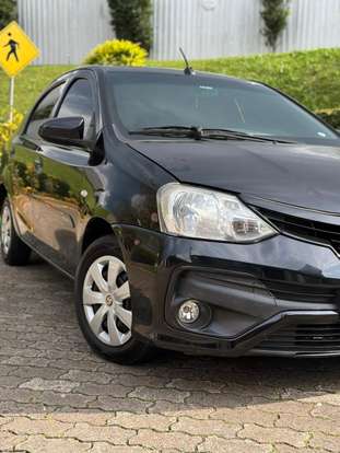 TOYOTA-ETIOS-1.5 XS SEDAN 16V FLEX 4P AUTOMÁTICO TOYOTA-ETIOS-2017
