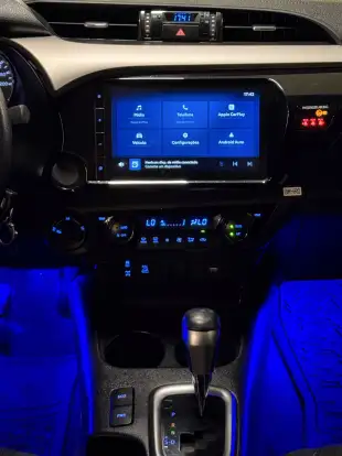TOYOTA-HILUX-2025