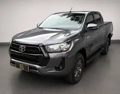 TOYOTA HILUX 2.8 D-4D TURBO DIESEL CD SR 4X4 AUTOMÁTICO TOYOTA HILUX 2.8 D-4D TURBO DIESEL CD SR 4X4 AUTOMÁTICO
