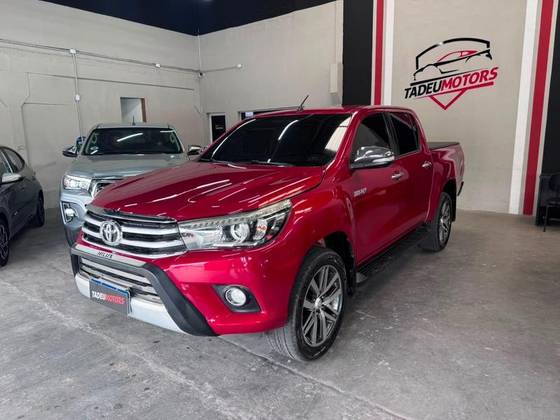 TOYOTA HILUX 2.7 SR 4X2 CD 16V FLEX 4P AUTOMÁTICO