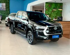 TOYOTA HILUX 2.8 D-4D TURBO DIESEL CD SRV 4X4 AUTOMÁTICO TOYOTA HILUX 2.8 D-4D TURBO DIESEL CD SRV 4X4 AUTOMÁTICO