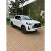 TOYOTA HILUX 2.8 D-4D TURBO DIESEL CD SRX 4X4 AUTOMÁTICO TOYOTA HILUX 2.8 D-4D TURBO DIESEL CD SRX 4X4 AUTOMÁTICO