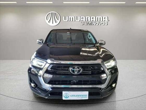 TOYOTA HILUX 2.8 D-4D TURBO DIESEL CD SRX 4X4 AUTOMÁTICO