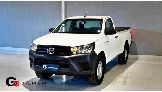 TOYOTA HILUX 2.8 D-4D TURBO DIESEL CS 4X4 MANUAL