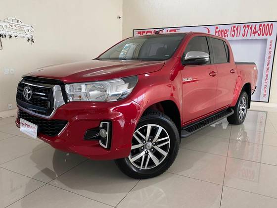 TOYOTA HILUX 2.8 SR 4X4 CD 16V DIESEL 4P AUTOMÁTICO