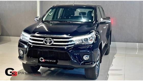 TOYOTA HILUX 2.8 SRX 4X4 CD 16V DIESEL 4P AUTOMÁTICO