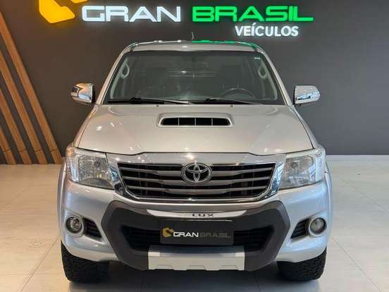 TOYOTA-HILUX-3.0 SRV 4X4 CD 16V TURBO INTERCOOLER DIESEL 4P AUTOMÁTICO TOYOTA-HILUX-2014