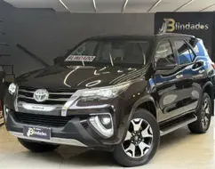 TOYOTA HILUX SW4 2.8 SRX DIAMOND 4X4 7 LUGARES 16V TURBO INTERCOOLER DIESEL 4P AUTOMÁTICO TOYOTA HILUX SW4 2.8 SRX DIAMOND 4X4 7 LUGARES 16V TURBO INTERCOOLER DIESEL 4P AUTOMÁTICO