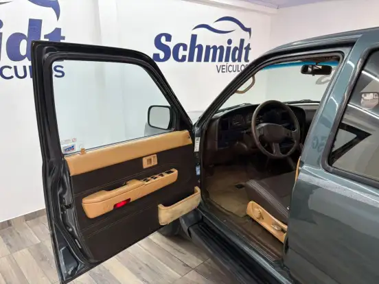 TOYOTA-HILUX SW4-3.0 4X4 V6 12V GASOLINA 4P AUTOMÁTICO TOYOTA-HILUX SW4-1993