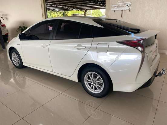 TOYOTA-PRIUS-1.8 16V HÍBRIDO 4P AUTOMÁTICO TOYOTA-PRIUS-2017