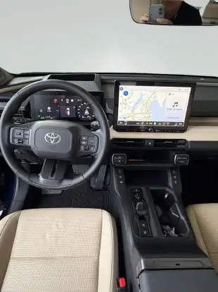 TOYOTA-RAV4-2026