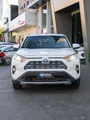 TOYOTA-RAV4-2019