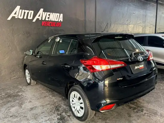 TOYOTA-YARIS-1.3 16V FLEX XL LIVE MULTIDRIVE TOYOTA-YARIS-2021