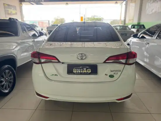 TOYOTA-YARIS-1.5 16V FLEX SEDAN XS MULTIDRIVE TOYOTA-YARIS-2019