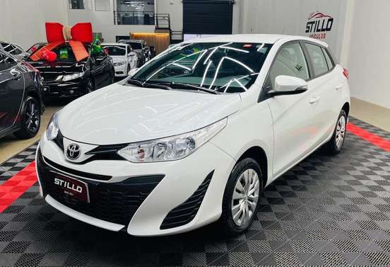 TOYOTA-YARIS-2020