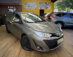 TOYOTA YARIS 1.5 16V FLEX SEDAN XL LIVE MULTIDRIVE TOYOTA YARIS 1.5 16V FLEX SEDAN XL LIVE MULTIDRIVE