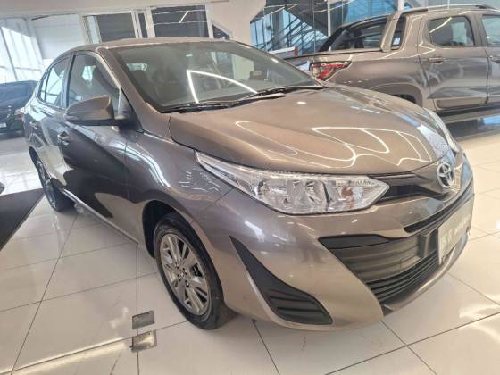 TOYOTA YARIS 1.5 16V FLEX SEDAN XL PLUS TECH MULTIDRIVE