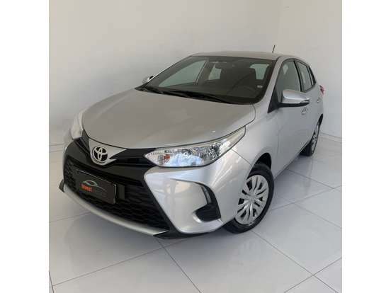 TOYOTA-YARIS-2024