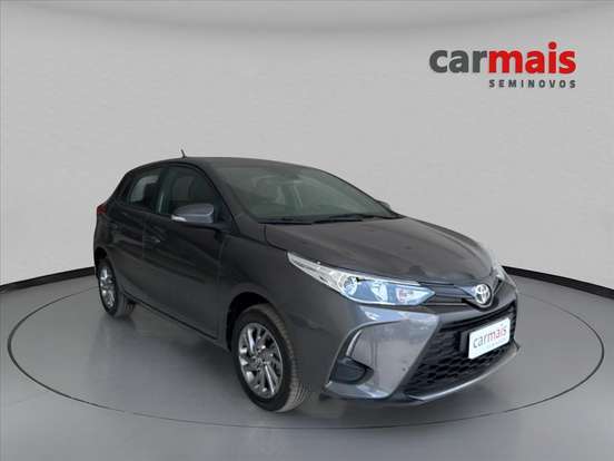 TOYOTA-YARIS-2022